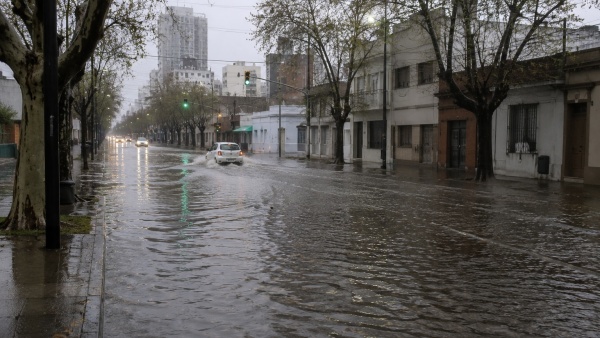El Gobierno se prepara para un fen&oacute;meno de El Ni&ntilde;o fuerte: Buenos Aires, entre las provincias con riesgo de inundaciones