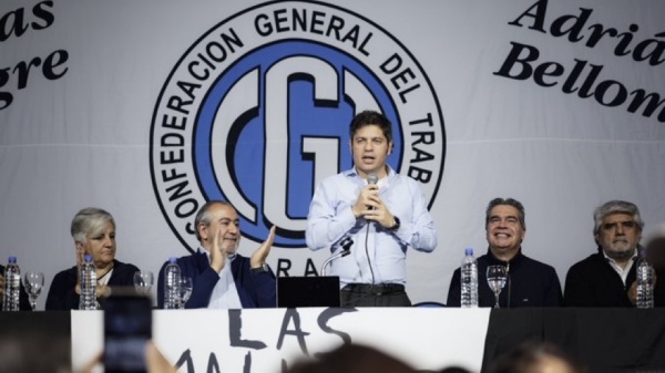 Kicillof junto a la CGT: &ldquo;El problema de la Argentina tiene nombre y apellido, Javier Milei&rdquo;