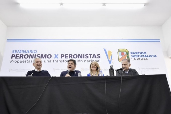 Kicillof reuni&oacute; dirigentes de todo el pa&iacute;s en La Plata y Alak lanz&oacute;: &ldquo;Axel hoy es una esperanza enorme&rdquo;