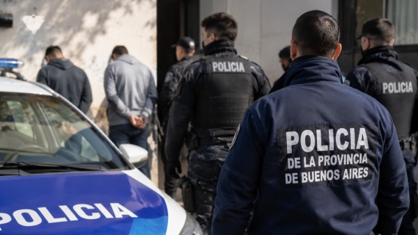 Condenaron a los expolic&iacute;as bonaerenses que extorsionaban a narcos y se quedaban con la droga