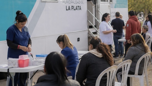 La Plata tendr&aacute; jornadas de salud gratuitas en distintos barrios: habr&aacute; controles, testeos y vacunaci&oacute;n