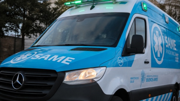 Dram&aacute;tico incendio en Berisso: una mujer de 96 a&ntilde;os qued&oacute; atrapada y su nieto se meti&oacute; entre el humo para rescatarla