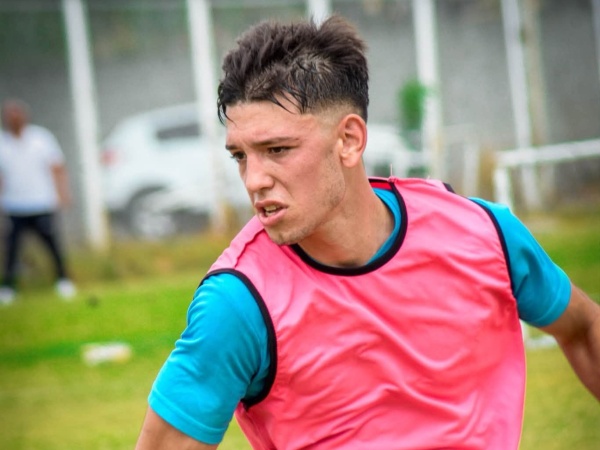 Lo presentaron en su nuevo club pero se acord&oacute; de Estudiantes: "Me ense&ntilde;&oacute; el sentido de pertenencia y estar unidos"