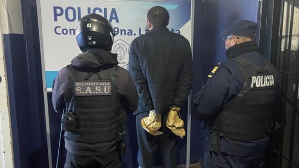 Violenta discusi&oacute;n familiar en La Plata termin&oacute; a los tiros: padre e hija fueron baleados y detuvieron a un polic&iacute;a