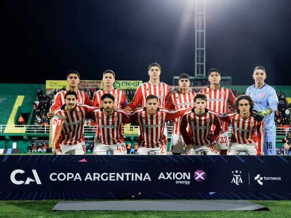 Estudiantes de guapo, con f&uacute;tbol y jerarqu&iacute;a derrot&oacute; 3 a 1 Barracas Central