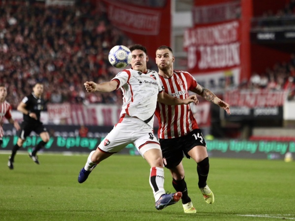 Estudiantes no par&oacute; de errar goles y dej&oacute; pasar una gran chance en UNO