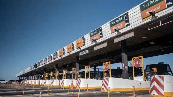 Desde este martes, evadir el peaje en la Autopista La Plata-Buenos Aires puede costar hasta $684.300