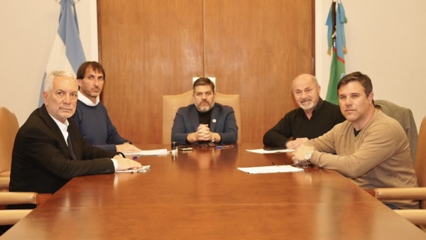 Los intendentes de la Regi&oacute;n Capital se unieron para defender la Base Aeronaval de Punta Indio ante la decisi&oacute;n de Milei