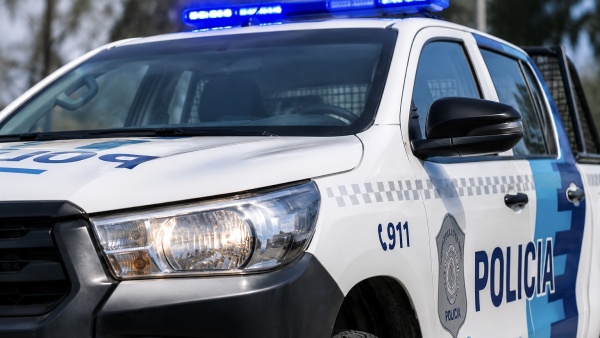 Atraparon a un joven que viajaba en un DiDi por Punta Lara y llevaba una pistola 9 mm lista para disparar