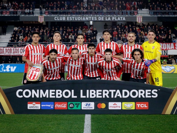 Estudiantes no cuid&oacute; su ventaja ante Corinthians y consigui&oacute; un empate con sabor amargo