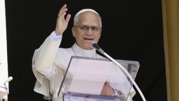 El papa Le&oacute;n XIV recibi&oacute; el alta m&eacute;dica tras su operaci&oacute;n en el pulm&oacute;n y regresar&aacute; al Vaticano
