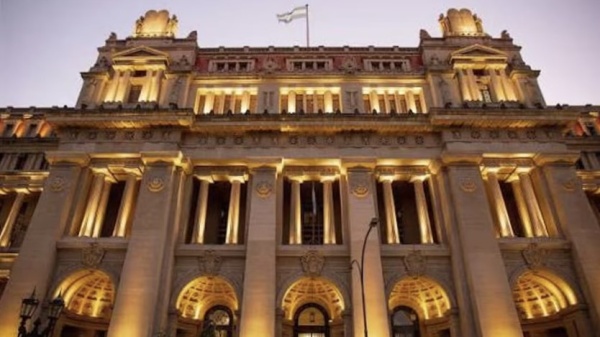 La Corte convocar&aacute; a dos conjueces para definir la validez de la derogaci&oacute;n de la Ley de Tierras