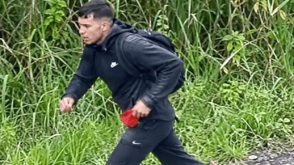 Intentaron robarle la moto a una mujer en Berisso, pero sus gritos pusieron en fuga a los ladrones