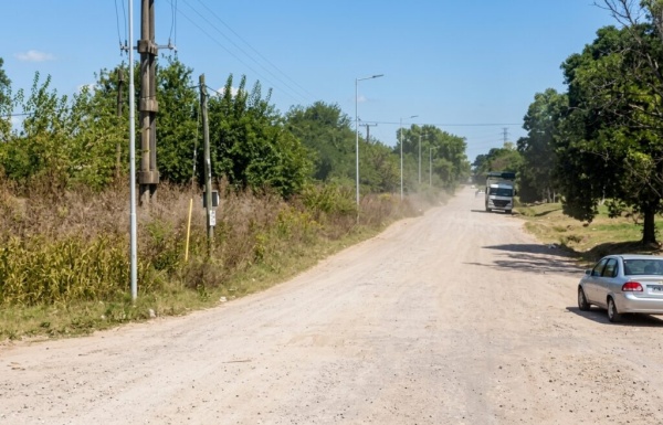 Investigan un femicidio en Olmos: hallan a una mujer sin vida en una zanja y aprehenden a un sospechoso
