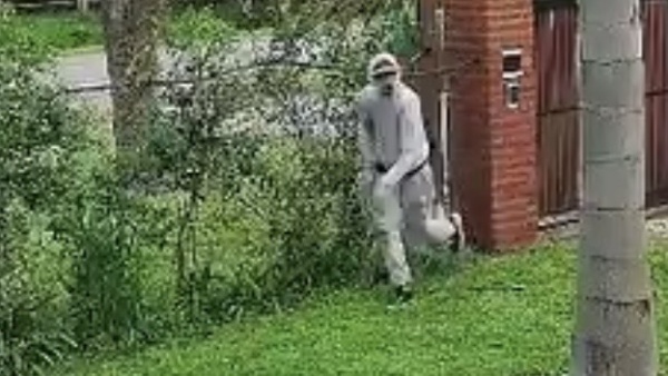 Rob&oacute; una moto en La Plata, lo encontraron cerca y vecinos quisieron hacer justicia por mano propia