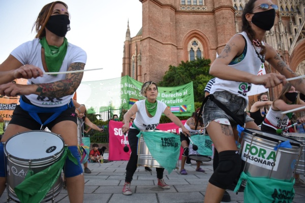 La marea verde volvió a las calles de La Plata por el 28S con el eje en el aborto legal y la ESI en las escuelas