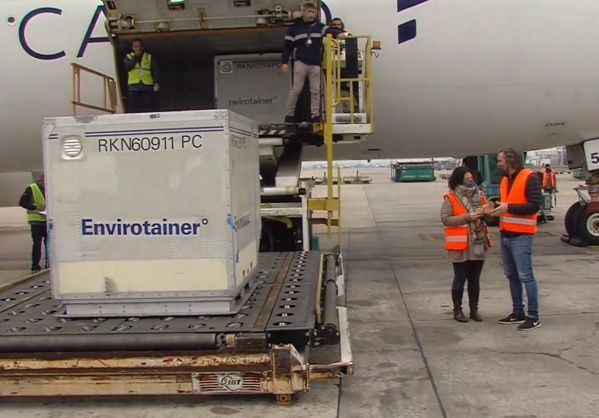 Llegaron al pa&iacute;s m&aacute;s de un mill&oacute;n de dosis de la vacuna AstraZeneca y se esperan m&aacute;s de Sinopharm