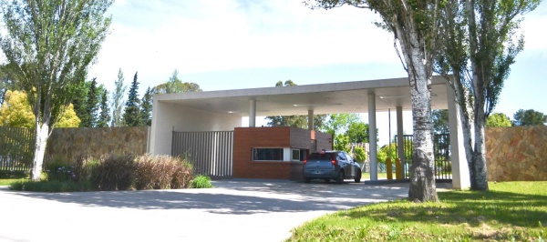 Un hombre falleci&oacute; electrocutado en un Country de La Plata