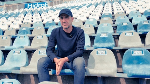 Patiño: "Anacleto propone gerenciamiento y clientes en vez de socios; nosotros un club moderno, abierto y profesionalizado"