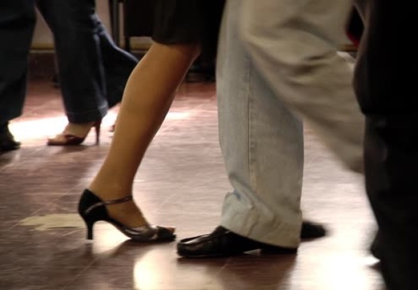 Vuelve la "Milonga de la plaza" al Centro Cultural Islas Malvinas