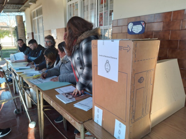 Votó el 69% del padrón electoral: el Gobierno destacó el nivel de participación