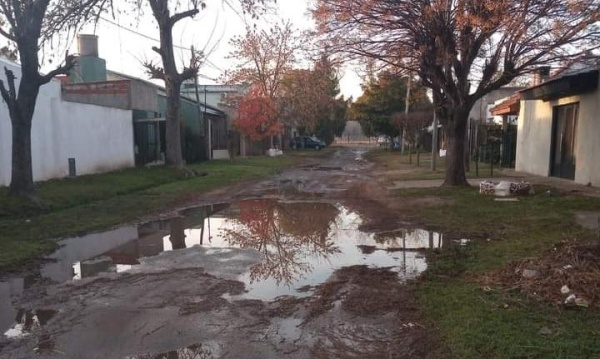 En Villa Elvira se quejan por el estado de las calles