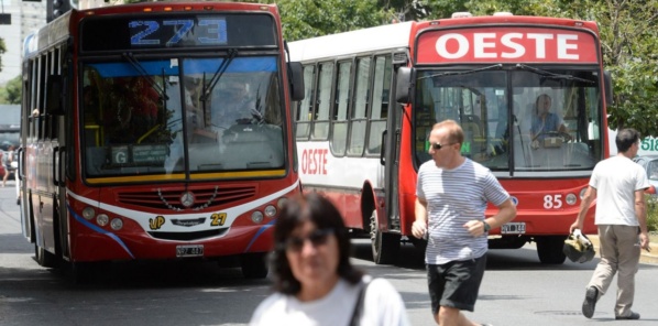 A partir de este miércoles comienza a regir un nuevo aumento en el boleto de trenes y colectivos: ¿Cómo quedarán en La Plata?