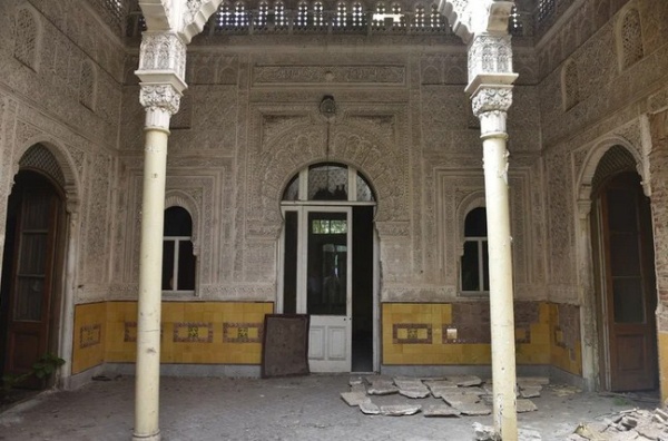 El Patio Nazar&iacute;, la joyita que mand&oacute; a construir Dardo Rocha en La Plata y que ahora se encuentra en ruinas