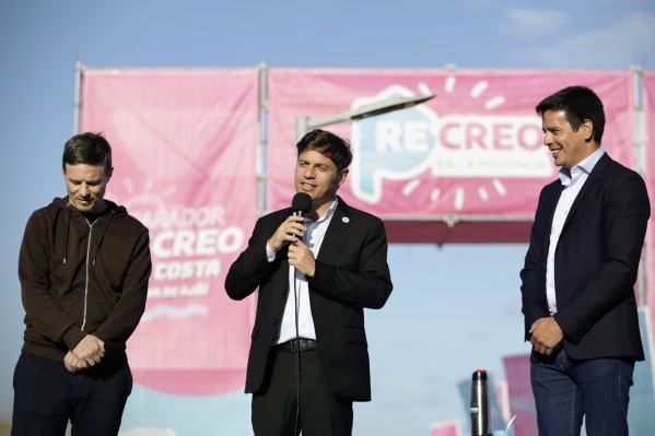 Kicillof abri&oacute; la temporada de verano en Mar de Aj&oacute;: "Vamos a batir r&eacute;cords de descanso y de trabajo&rdquo;