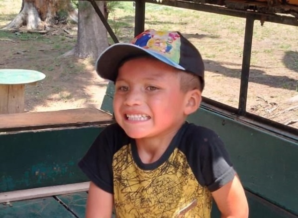 Un niño de 5 años perdió la vida en Corrientes, y la familia busca ayuda para traer el cuerpo a La Plata