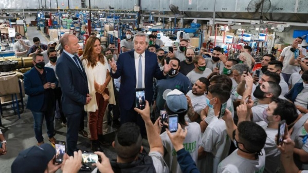 Fernández: "Estamos para cuidar a los trabajadores, porque la mejor Argentina es la que genera empleos"