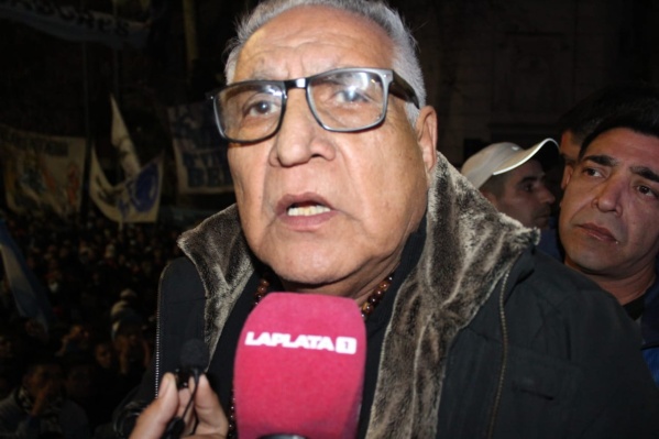 El "Pata" Medina volvi&oacute; a la hist&oacute;rica sede de 44: "Vinimos para mostrar la unidad y para que vuelva a ganar el peronismo"