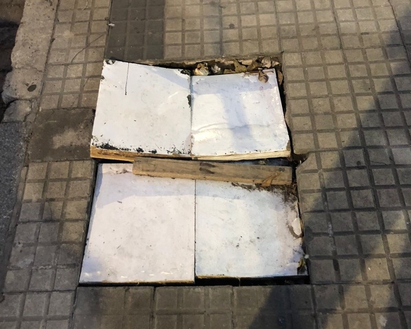 Un pozo inquieta a los vecinos de 47 y 12