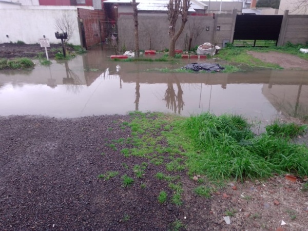 Vecinos de 44 y 213 reclamaron por el mal estado de las calles: "Es intransitable"