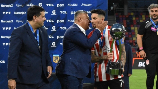 Desde AFA tildaron a Sebastián Verón de "pecho frío y desestabilizador"