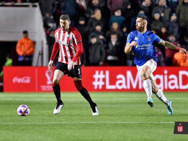 Estudiantes cayó en La Paternal y deambula en el torneo