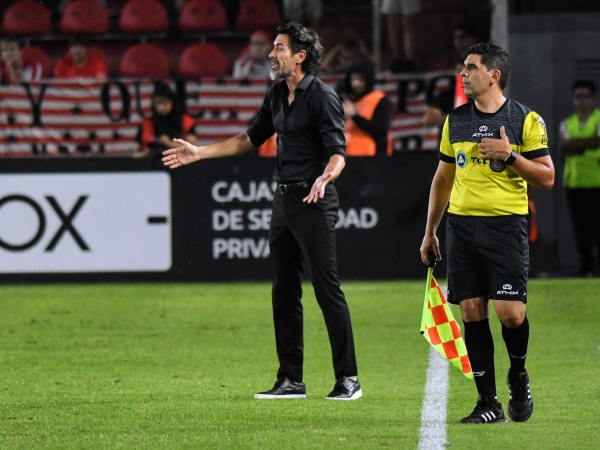 Dominguez caliente tras el debut en la Libertadores: "Hicimos mucho para que nos empaten y tenemos que levantar"