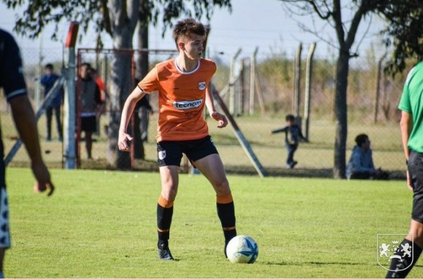 De la Liga Amateur Platense a Gimnasia: ¿El nuevo Lucas Lobos?