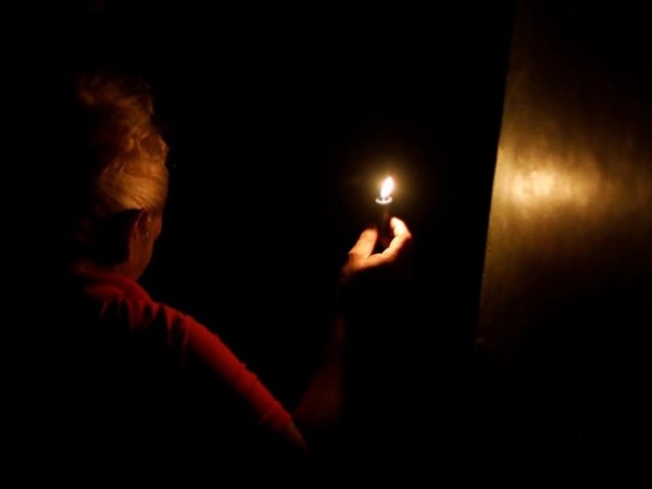Vecinos de La Plata reclamaron por un corte de luz: "Quedamos a oscuras"