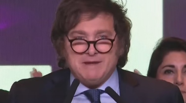 Javier Milei aseguró que pelear la fuerza nacional con el kirchnerismo es "verdaderamente un hecho histórico"