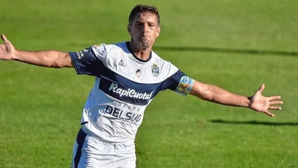 Licht recargado: Le pegó a Gorosito, a la dirigencia de Pellegrino y confirmó un deseo