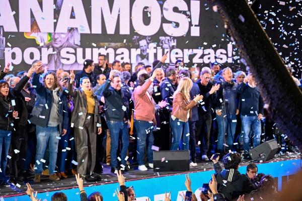 Gran triunfo de Fuerza Patria con el 47% de los votos en las elecciones legislativas de la provincia de Buenos Aires