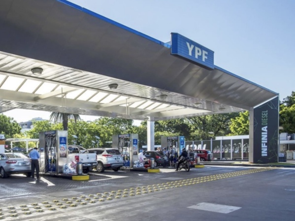Este domingo YPF aumenta un 7.5% promedio en naftas y gasoil