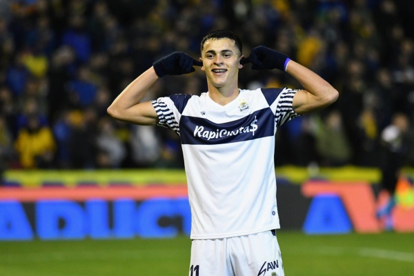 Gimnasia vendió a Ramón Sosa y se sacó varios problemas de encima