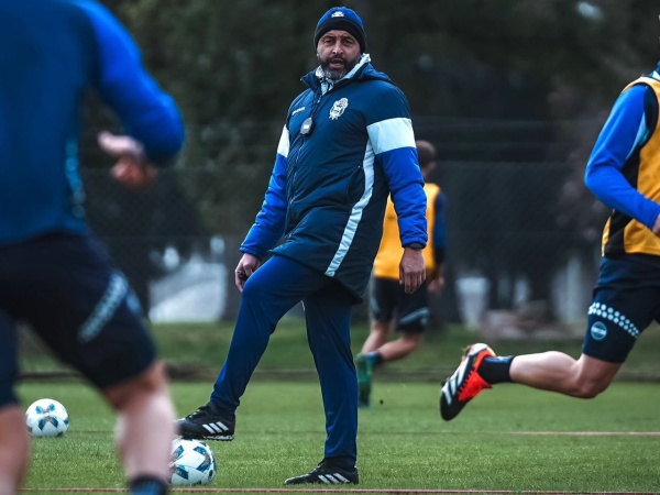 Méndez no para de sumar bajas y ahora tendrá que tachar a dos futbolistas