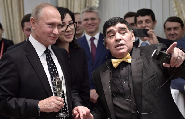 Mario Baudry reveló que Verónica Ojeda tiene en su poder un costosísimo regalo que Putin le hizo a Maradona