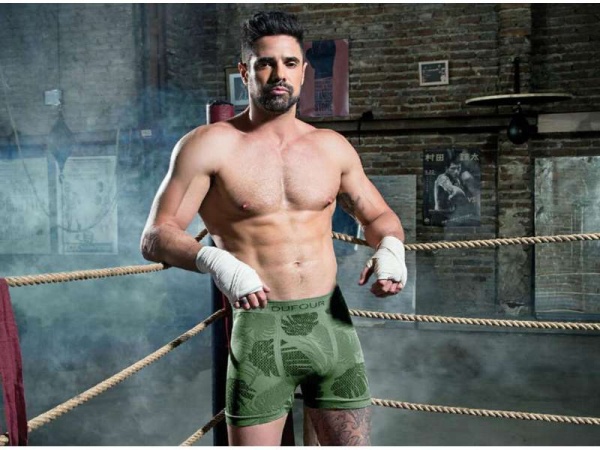 Luciano Castro entrena... &iexcl;en boxer!