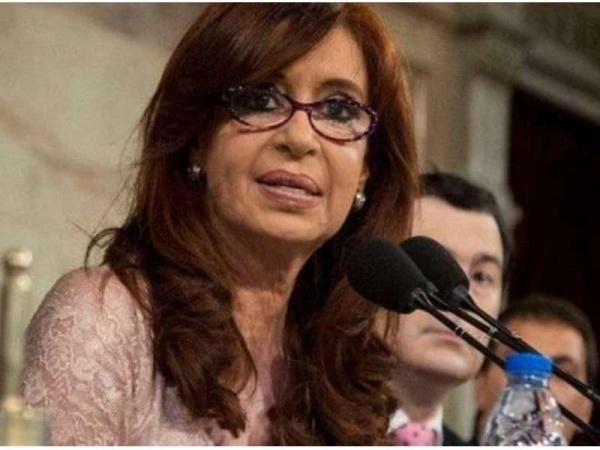 Cristina Kirchner, sobre los allanamientos: &quot;No tengo ningún inconveniente en que el Senado autorice lo solicitado por Bonadio&quot;