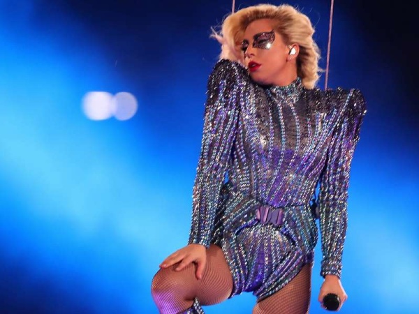 Lady Gaga public&oacute; fotos suyas totalmente desnuda