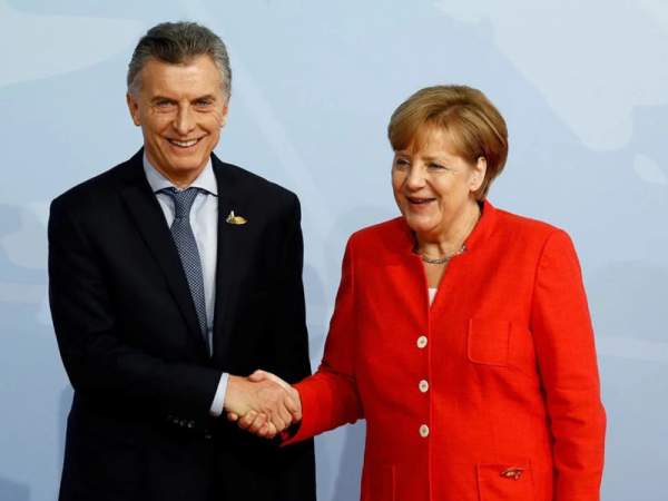 Merkel habló con Macri y también respaldó el acuerdo con el FMI